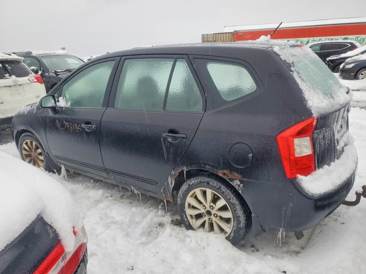 2010 KIA Rondo lx