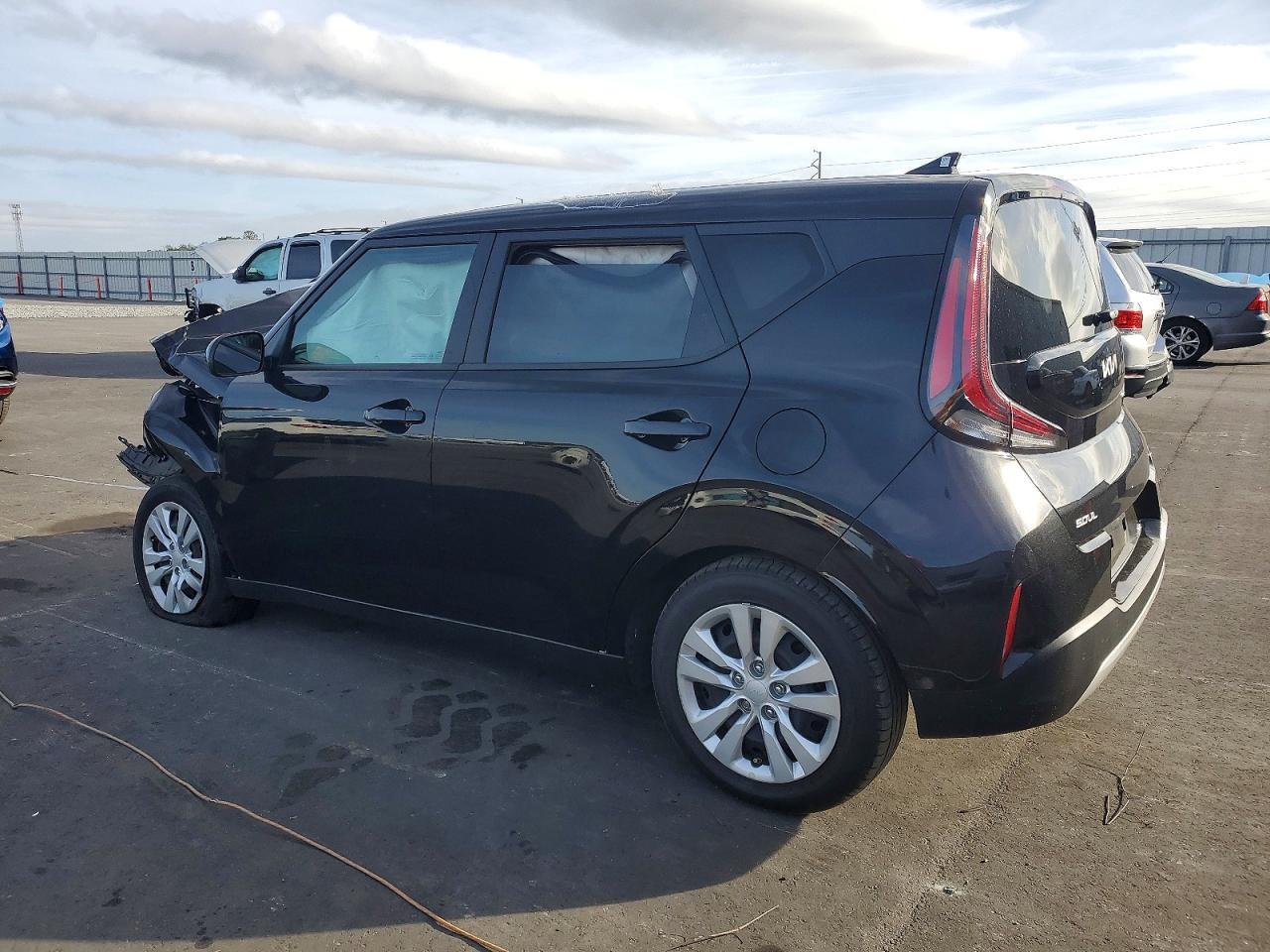 2025 KIA Soul lx