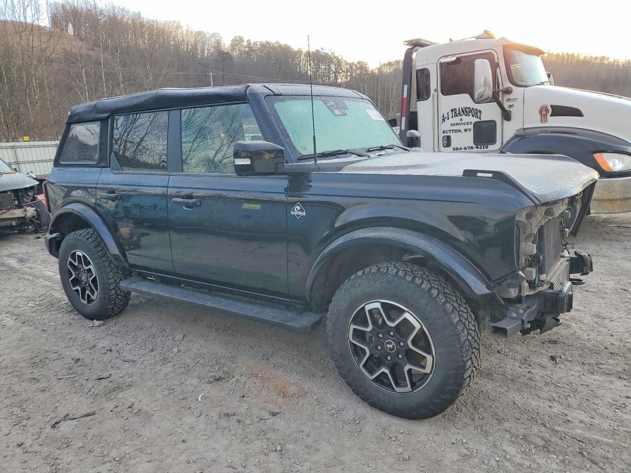 2022 Ford Bronco Base