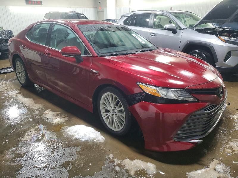 2018 Toyota Camry Hybrid