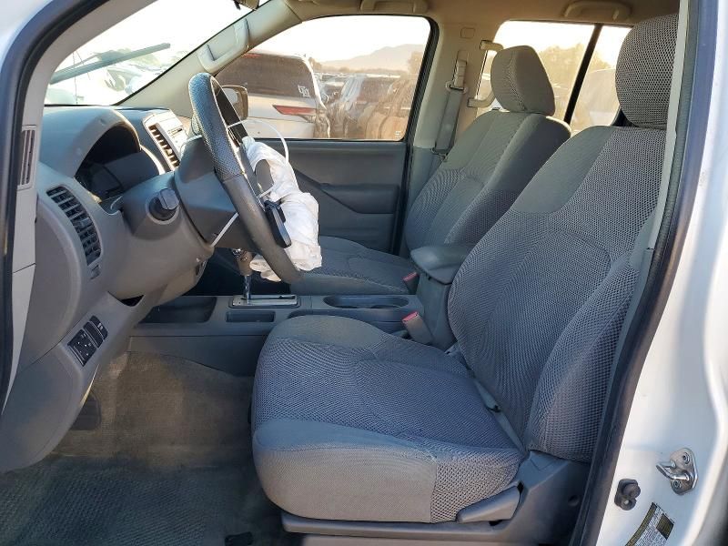 2017 Nissan Frontier s