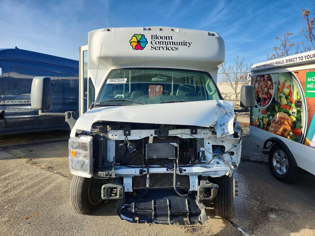 2019 Ford Econoline E450 Super Duty Cutaway Van