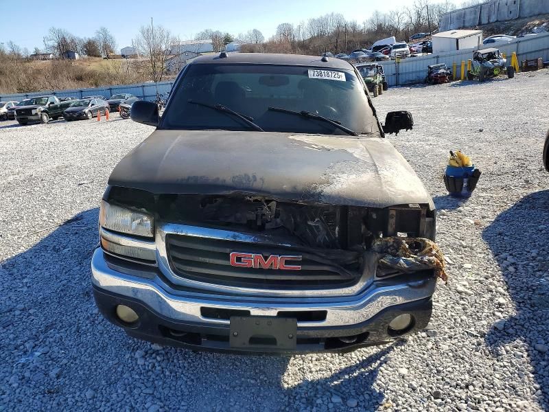 2005 GMC New Sierra K1500