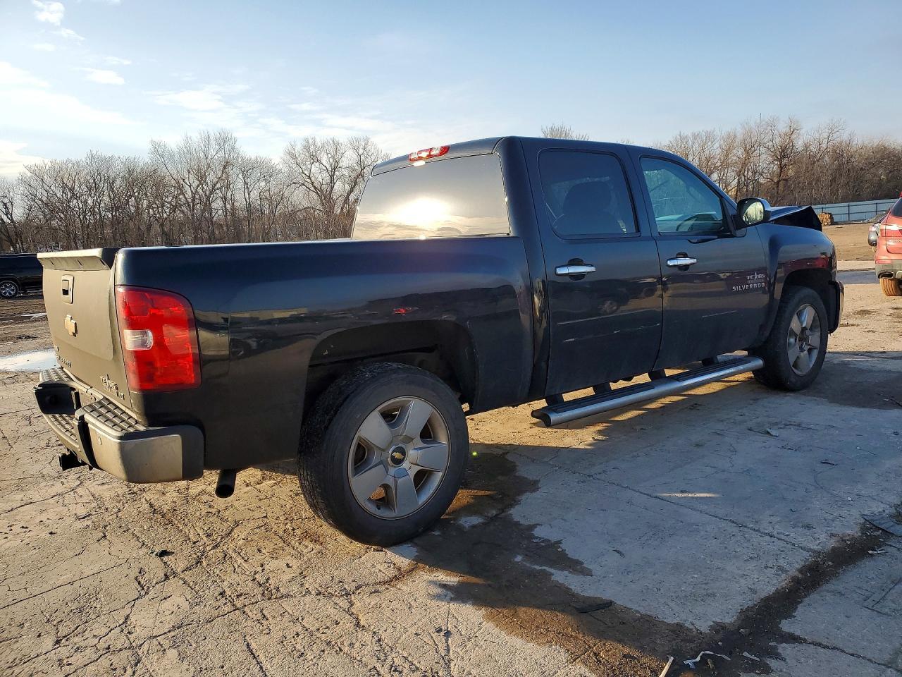 2011 Chevrolet Silverado C1500 LT
