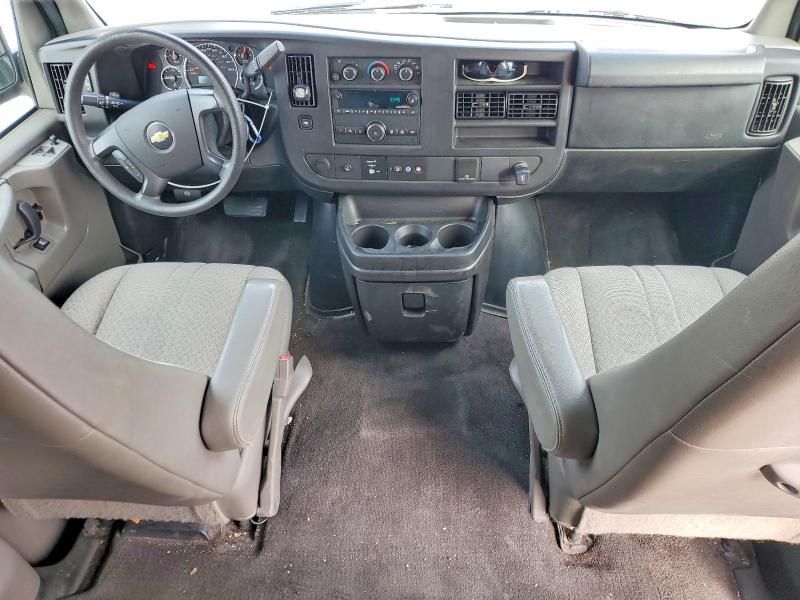 2015 Chevrolet Express G3500 lt