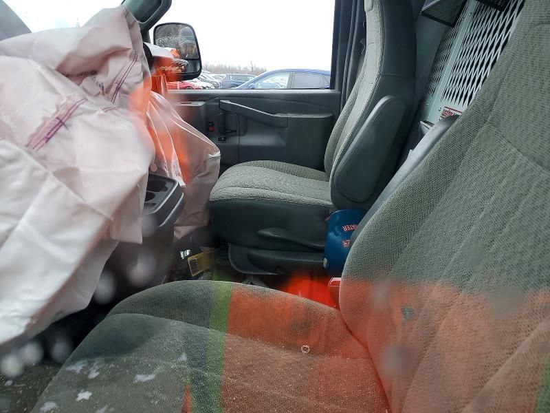 2020 GMC Savana G2500