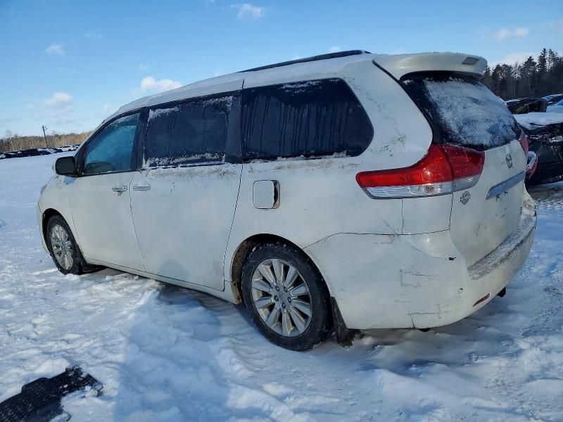 2014 Toyota Sienna xle