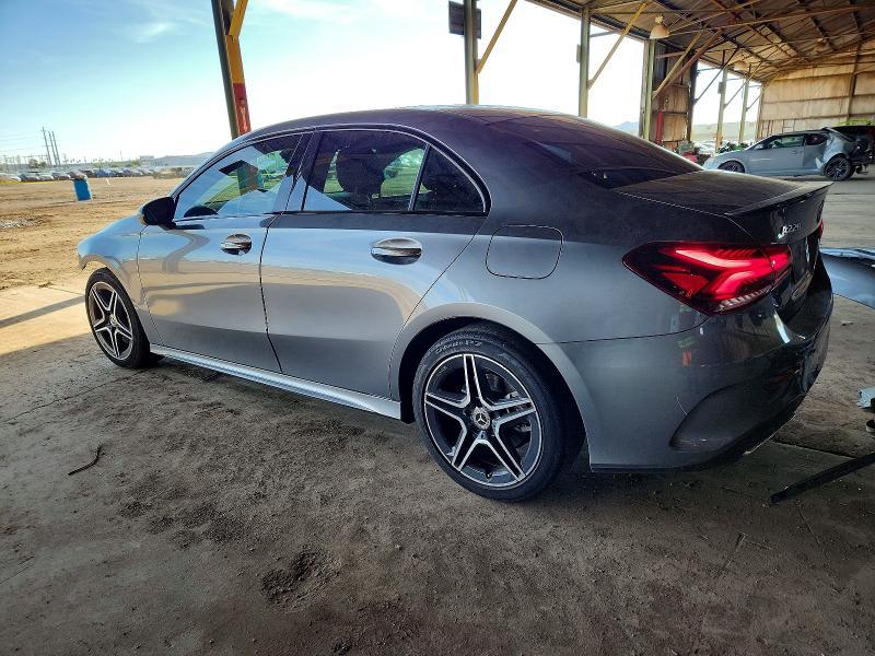 2019 Mercedes-Benz A 220