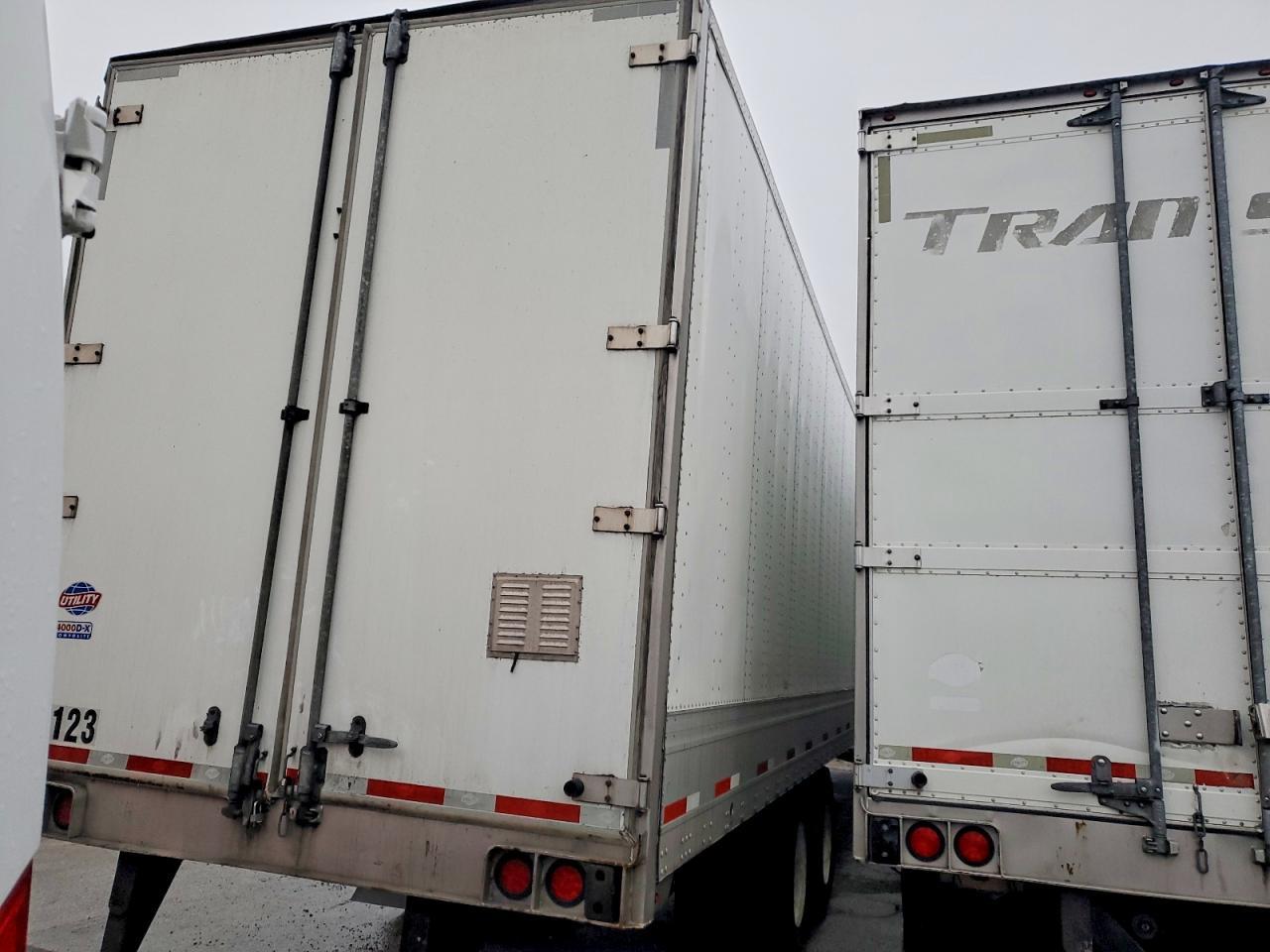 2021 Utility VS2DX DRY Van Trailer