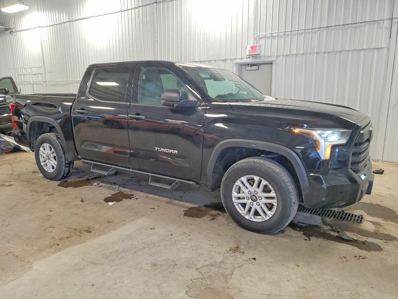 2025 Toyota Tundra Crewmax sr