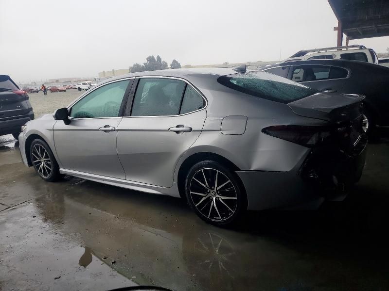 2021 Toyota Camry se