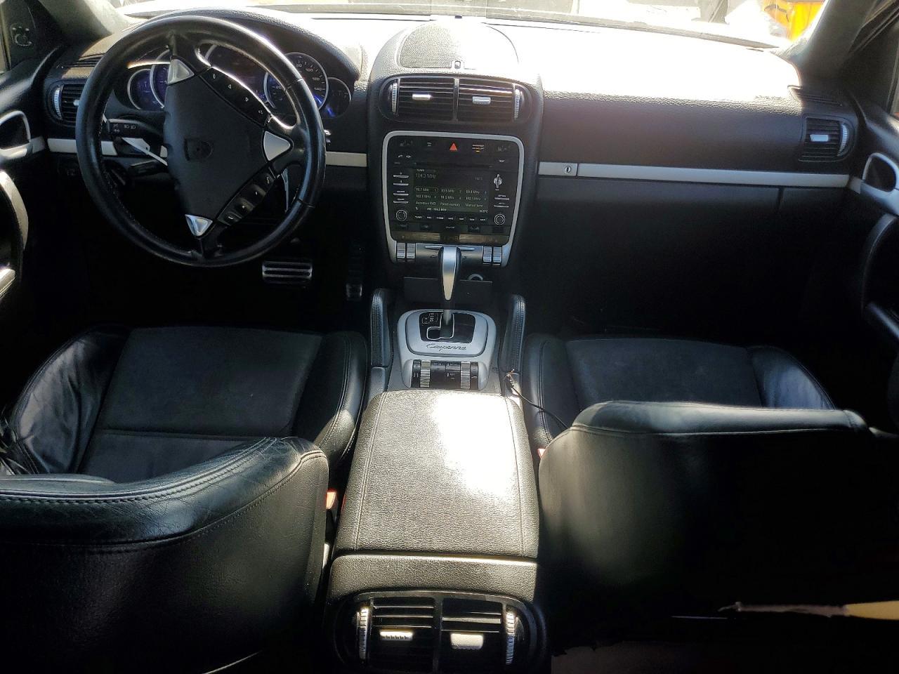 2009 Porsche Cayenne gts