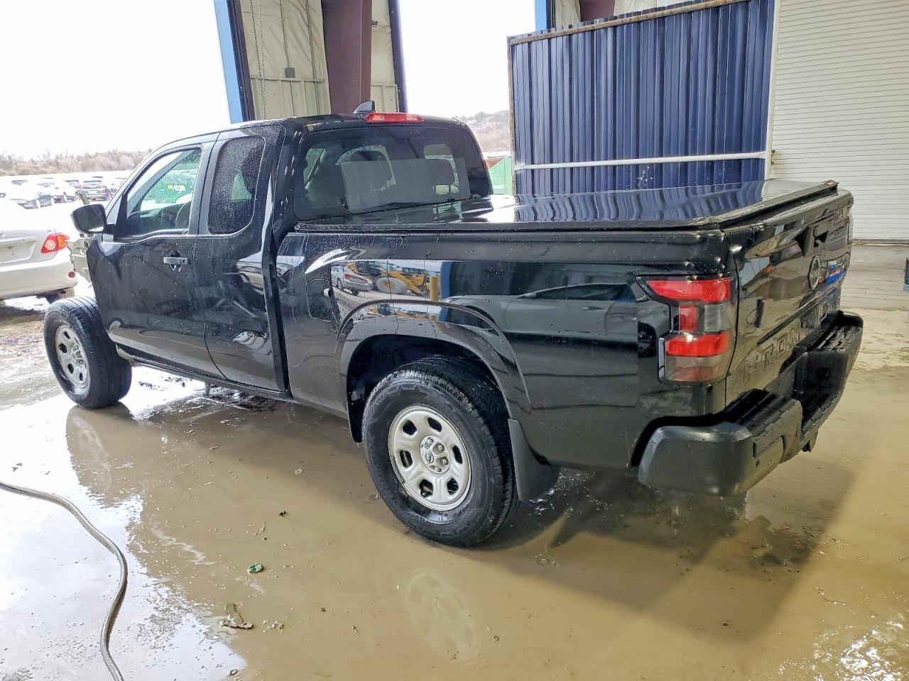 2023 Nissan Frontier S