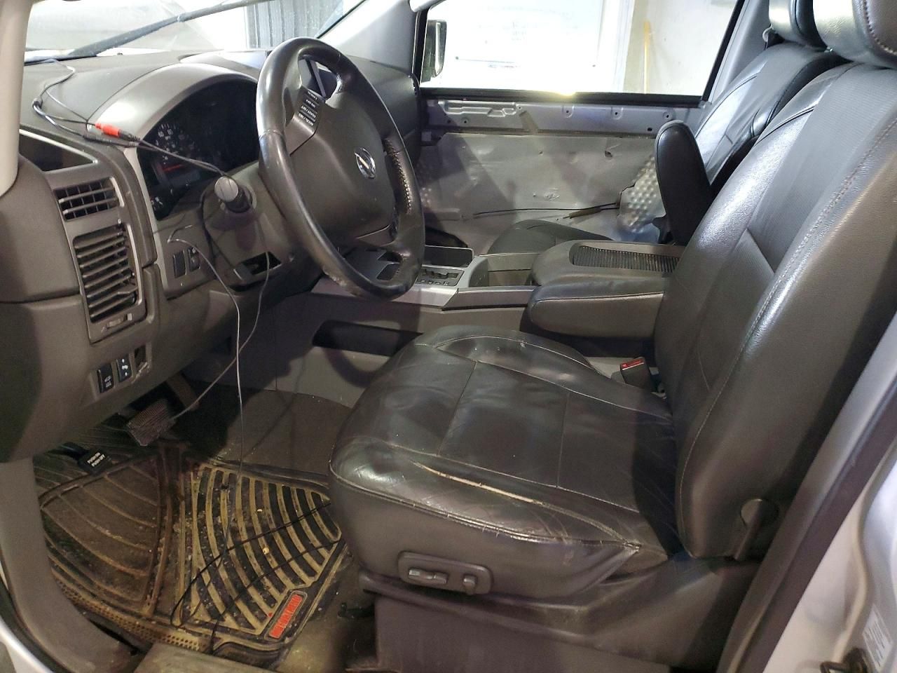 2007 Nissan Armada se