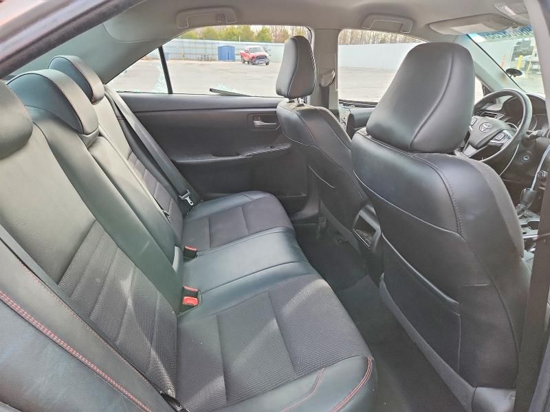 2016 Toyota Camry le