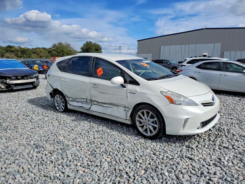 2014 Toyota Prius v