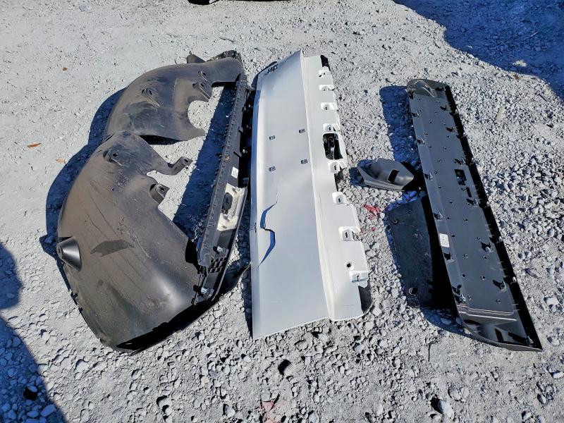 2023 Rivian R1S Adventure