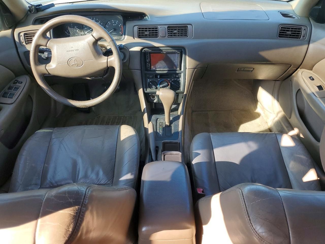 1999 Toyota Camry le