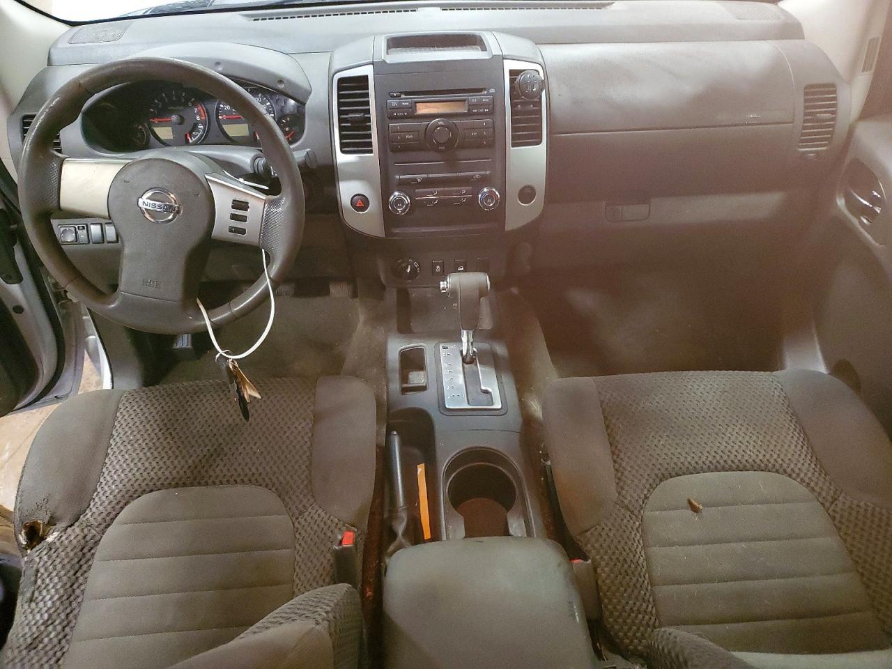 2012 Nissan Frontier sv