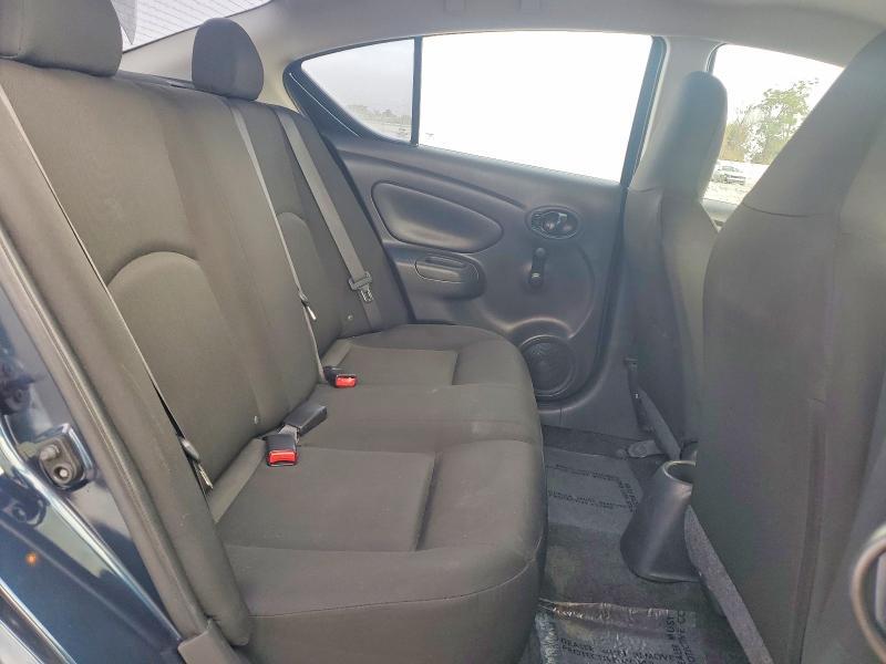 2017 Nissan Versa 1.6 s Plus