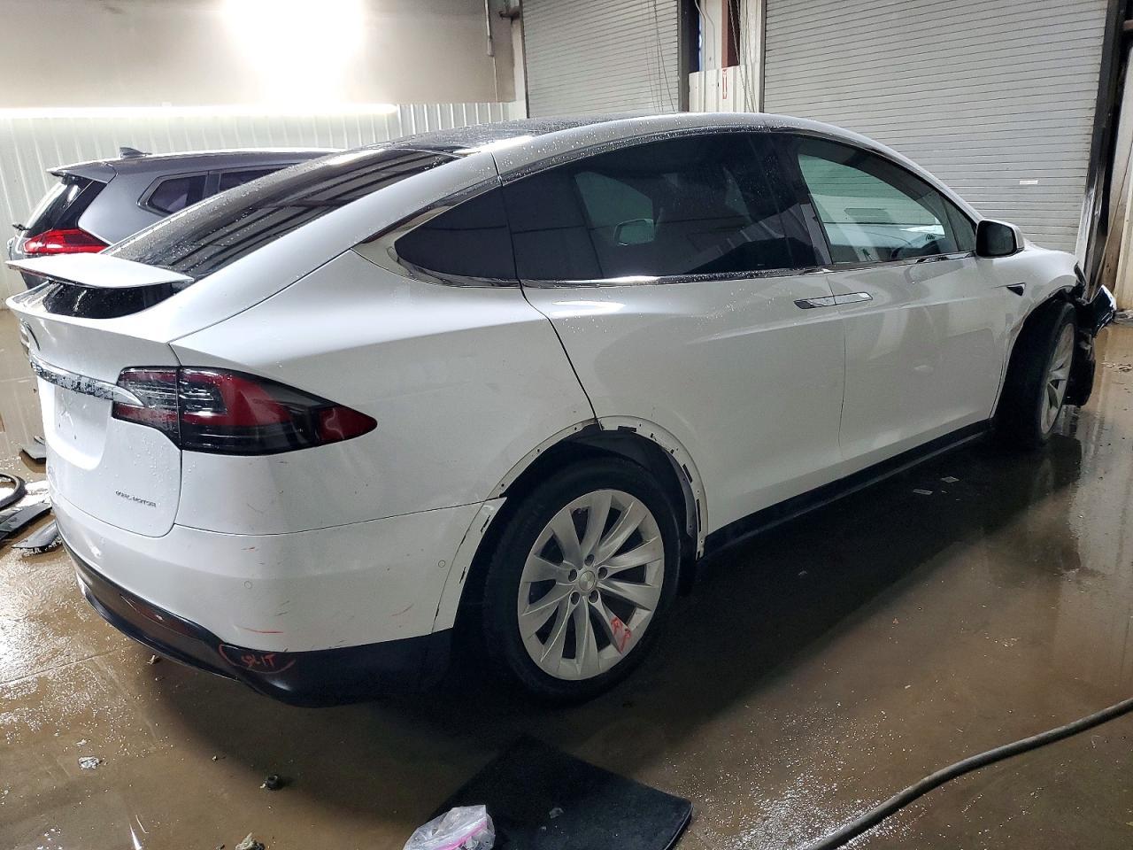 2020 Tesla Model x