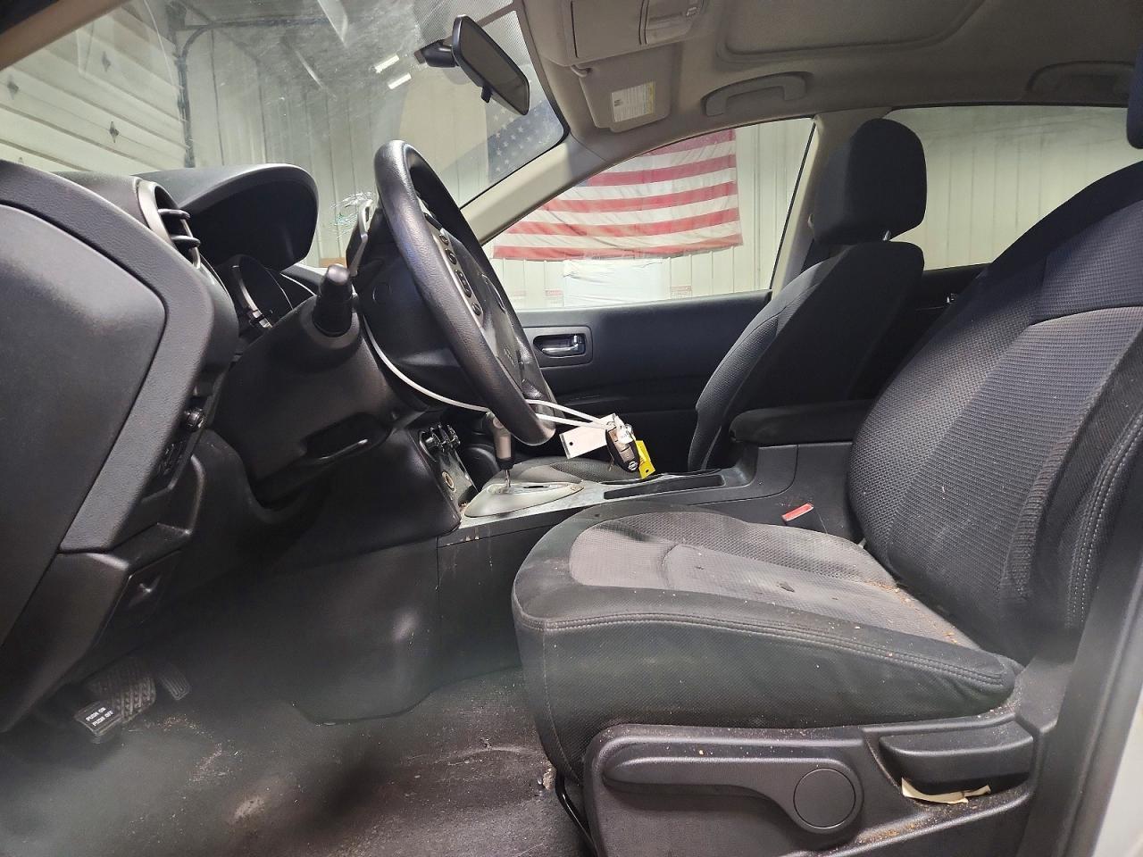 2009 Nissan Rogue s