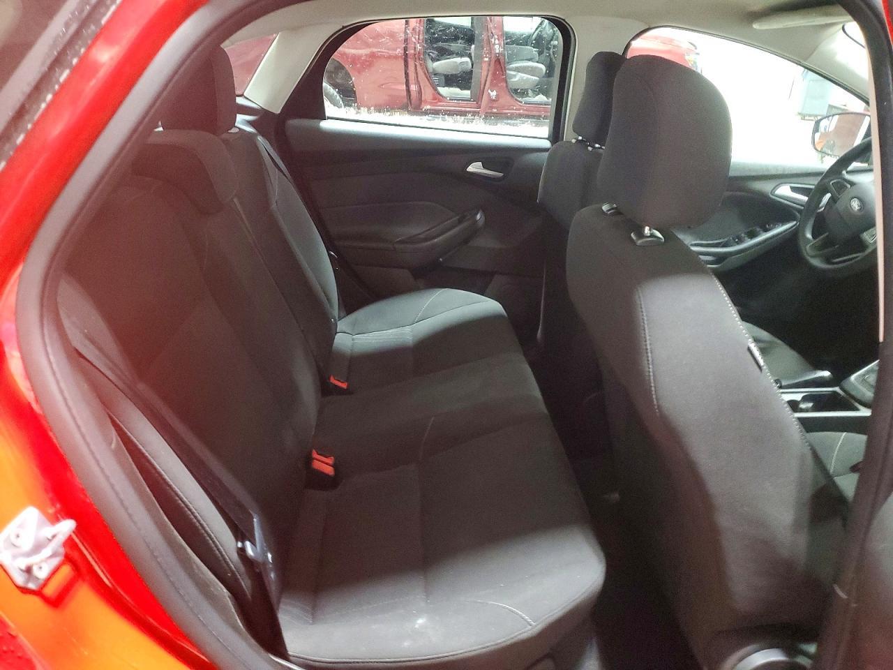 2016 Ford Focus se