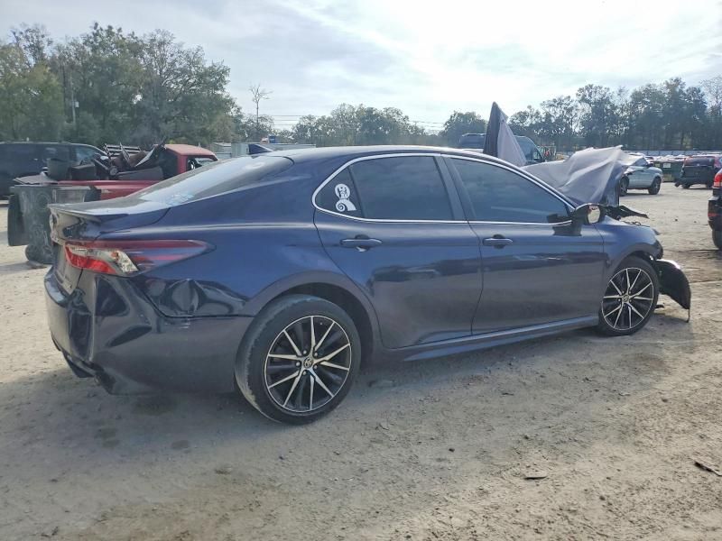 2021 Toyota Camry se