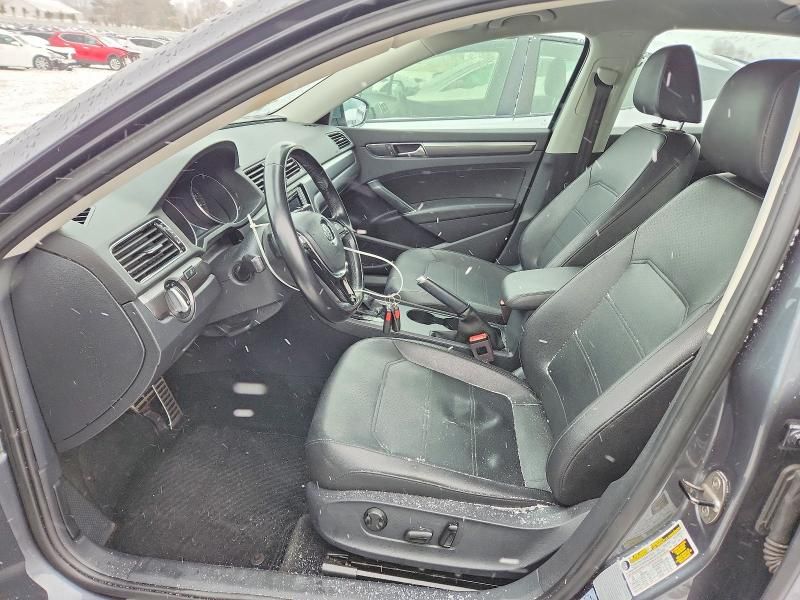 2017 Volkswagen Passat R-line