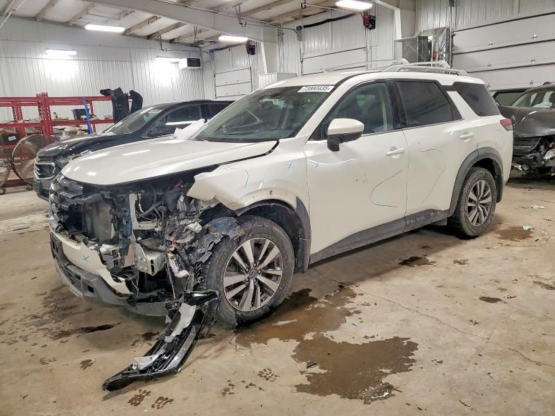 2022 Nissan Pathfinder sl