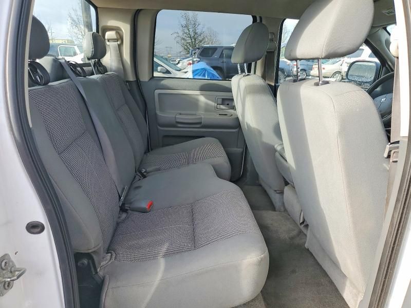 2007 Dodge Dakota Quattro