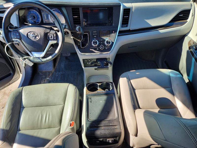 2017 Toyota Sienna xle