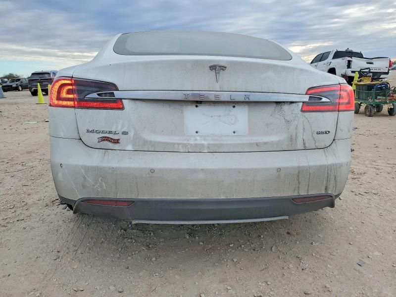 2015 Tesla Model s 85D