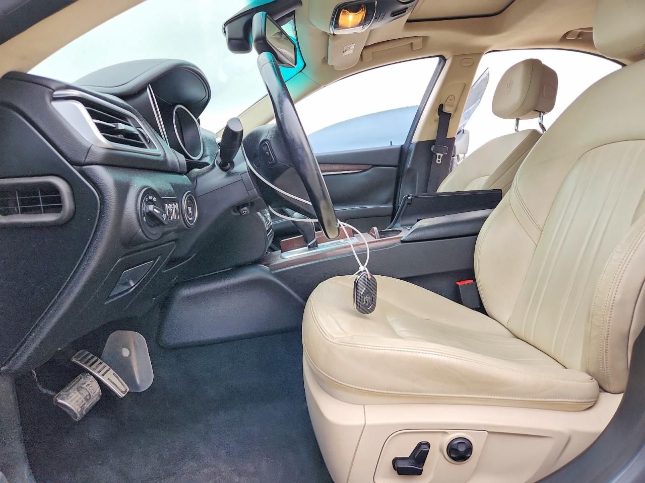 2014 Maserati Ghibli s