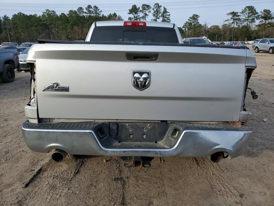 2015 Dodge RAM 1500 SLT