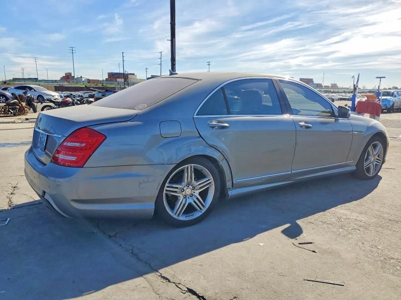 2013 Mercedes-Benz S 550