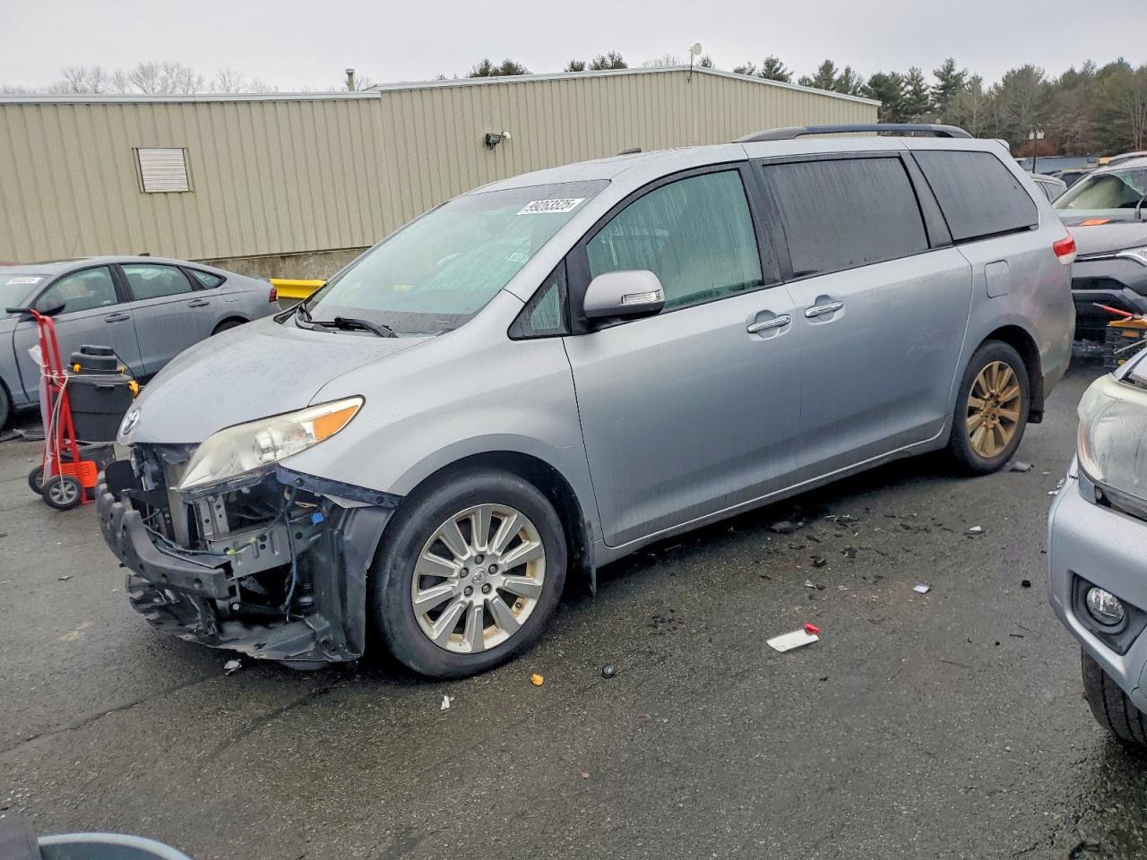 2013 Toyota Sienna xle