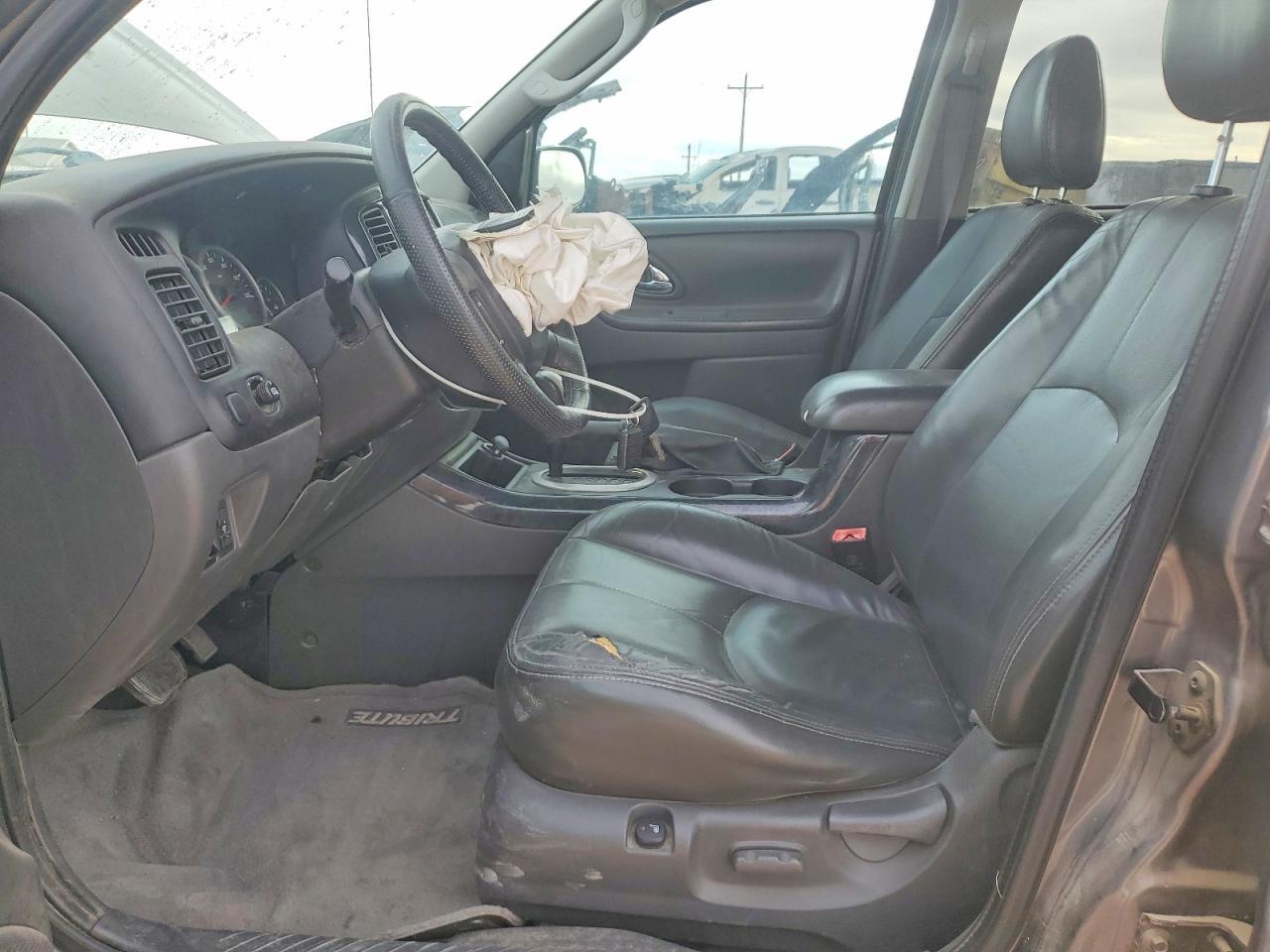 2005 Mazda Tribute s