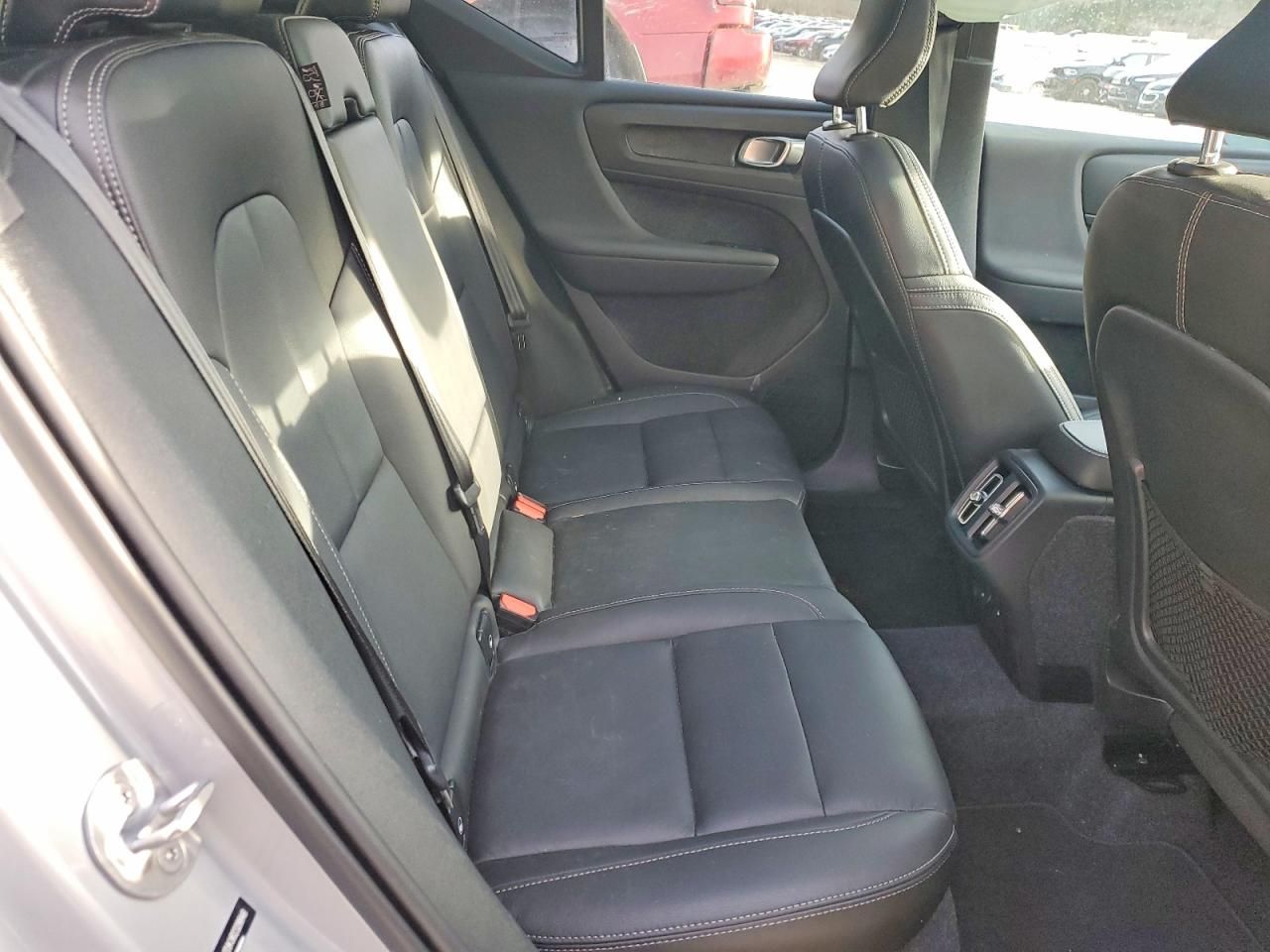 2024 Volvo Xc40 Core