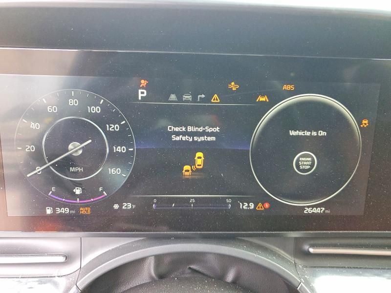 2023 KIA Carnival sx