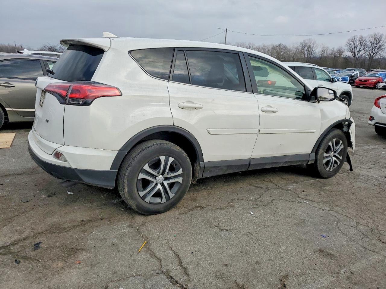 2018 Toyota Rav4 le