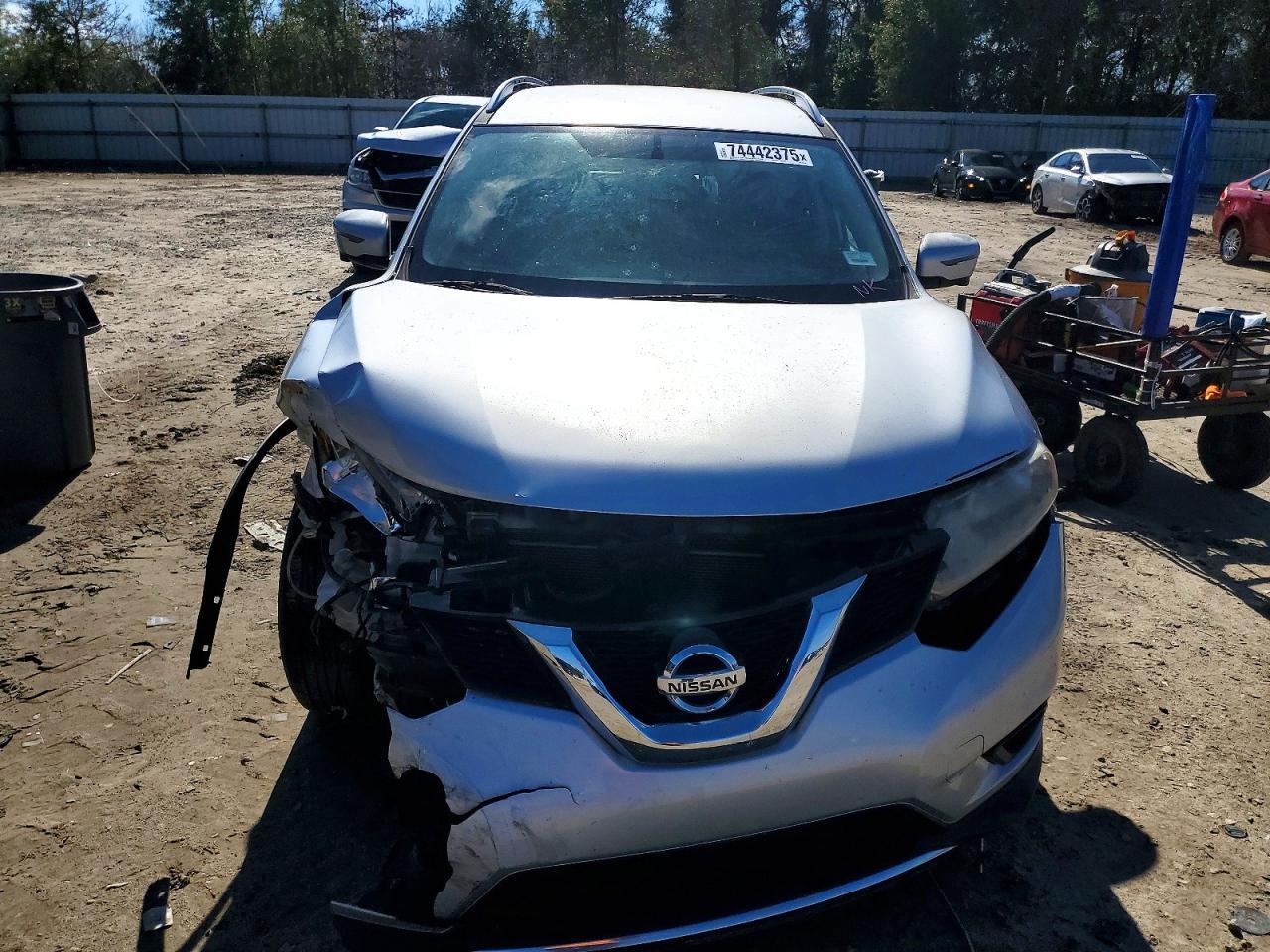2016 Nissan Rogue