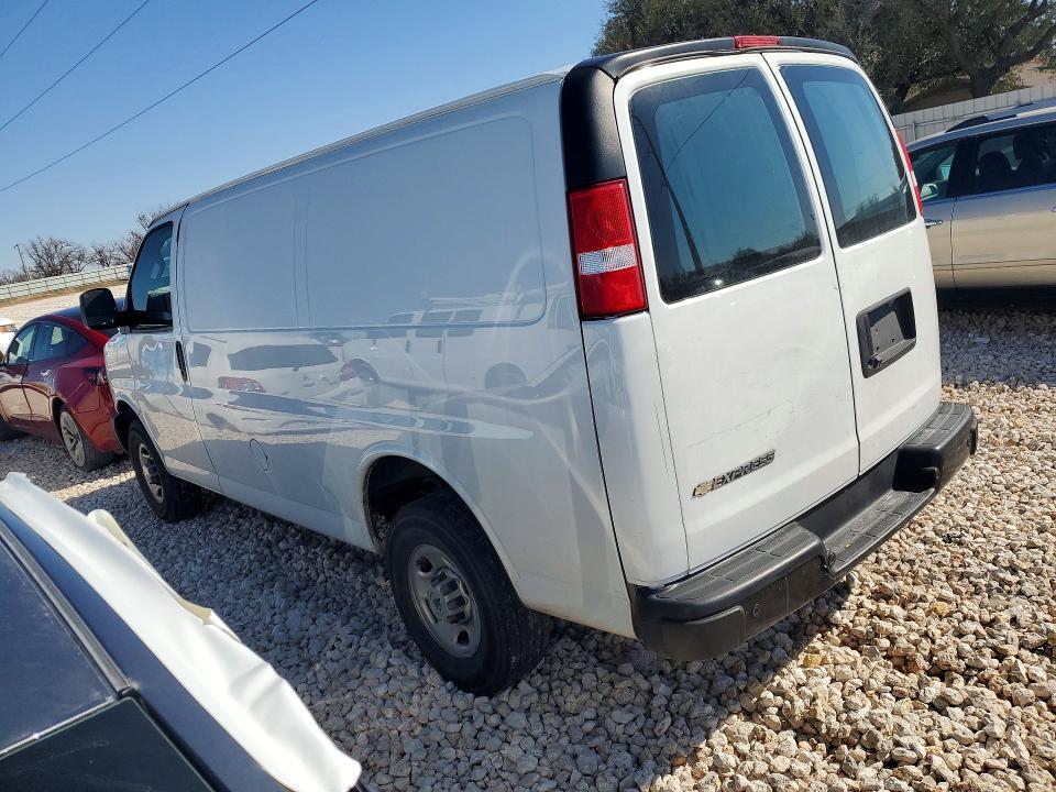 2022 Chevrolet Express 2500 Delivery van