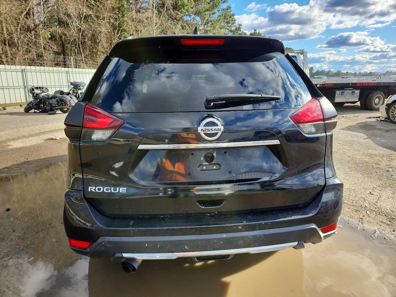 2017 Nissan Rogue s