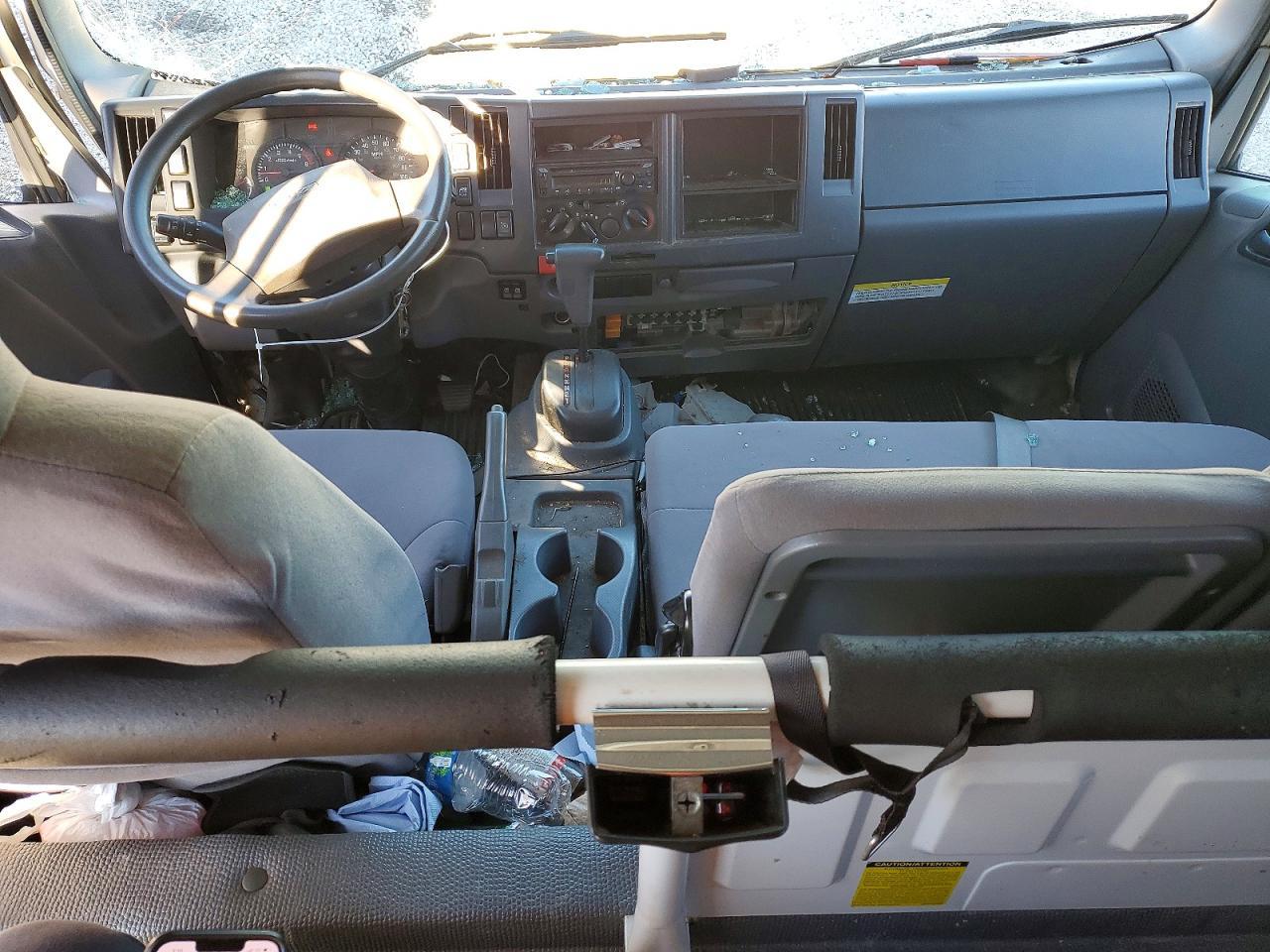 2019 Isuzu NPR HD BOX Truck