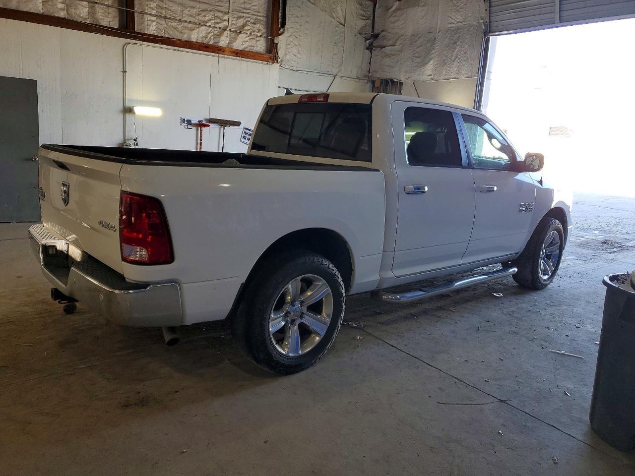 2014 Dodge RAM 1500 SLT