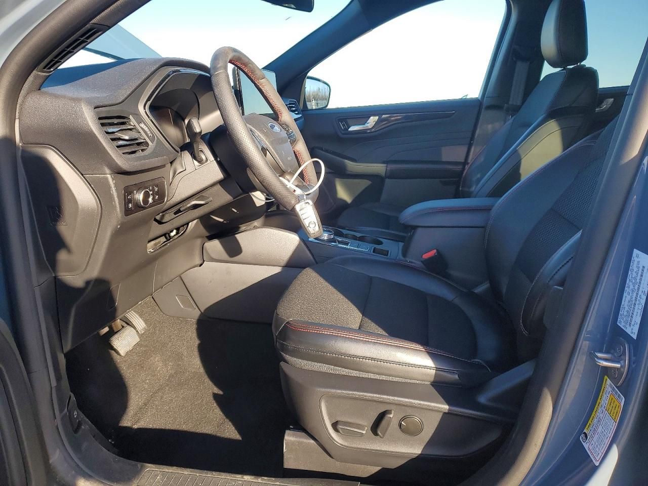 2025 Ford Escape st Line