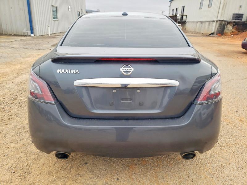 2013 Nissan Maxima s