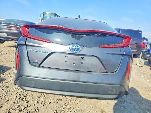 2021 Toyota Prius Prime le