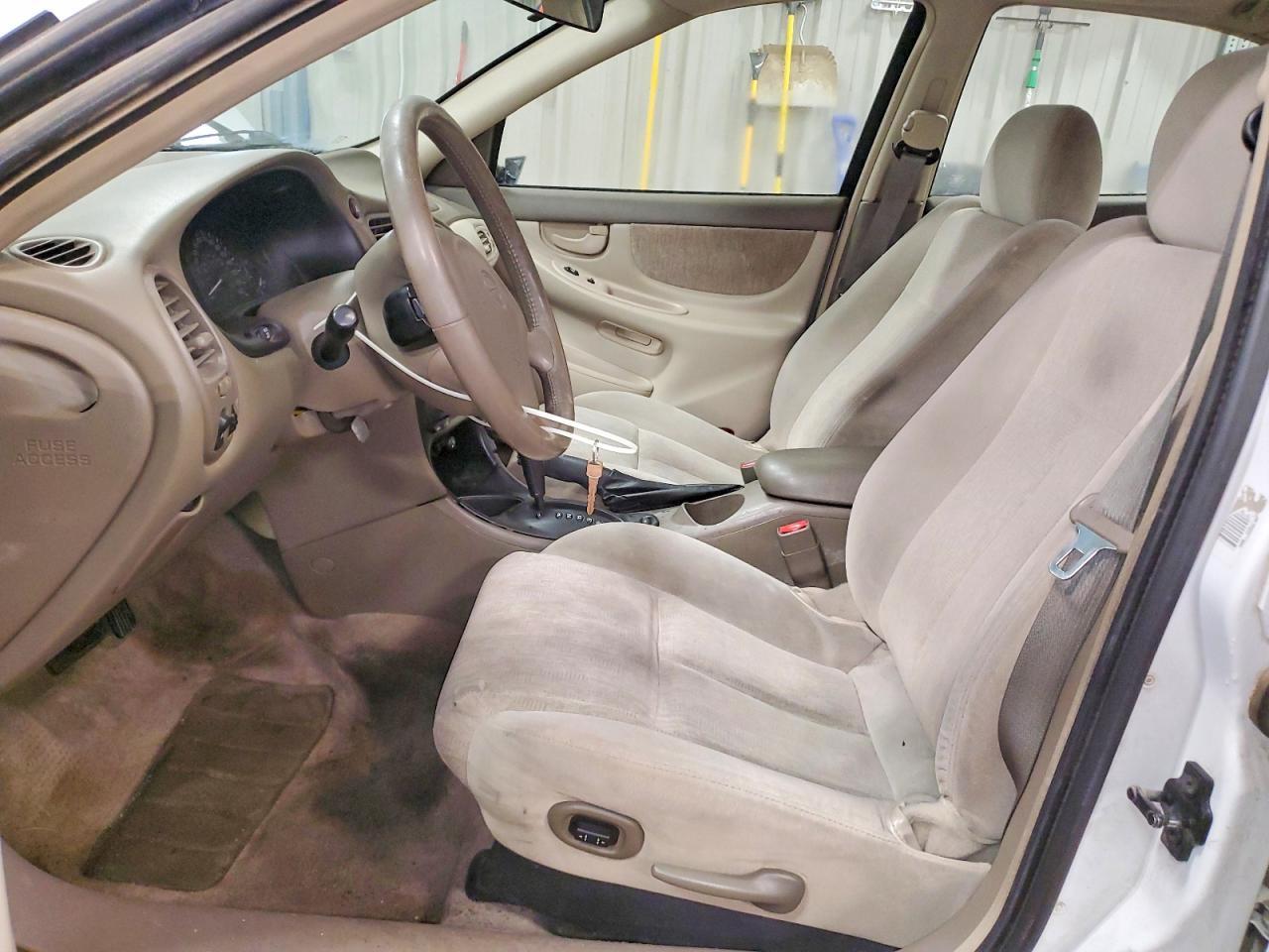 2004 Oldsmobile Alero gl